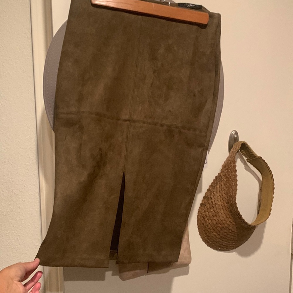 Lulus Olive green faux suede pencil skirt